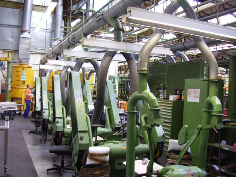 双涡旋自激湿式除尘器